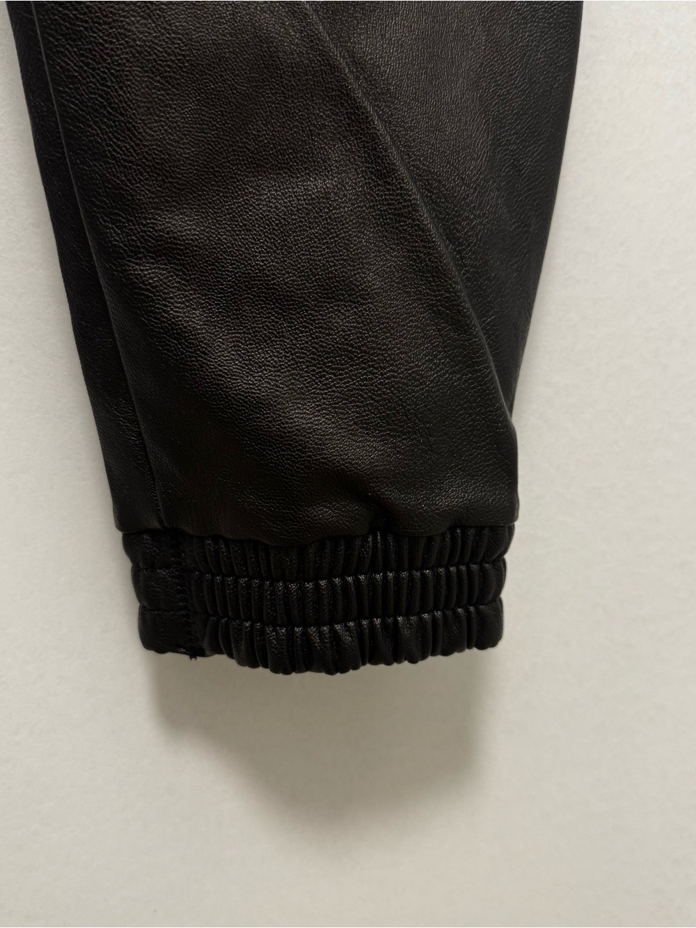SPANX Black Faux Leather Joggers Pantss sz S - Picture 6 of 12